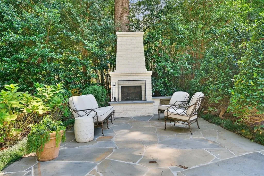 3673 Castlegate Drive Nw, Atlanta, Georgia 30327, 5 Bedrooms Bedrooms, ,5 BathroomsBathrooms,Residential,For Sale,3673 Castlegate Drive Nw,7639979