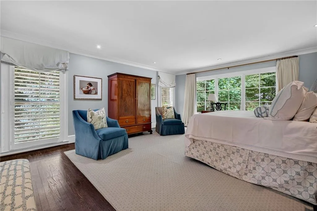 3673 Castlegate Drive Nw, Atlanta, Georgia 30327, 5 Bedrooms Bedrooms, ,5 BathroomsBathrooms,Residential,For Sale,3673 Castlegate Drive Nw,7639979