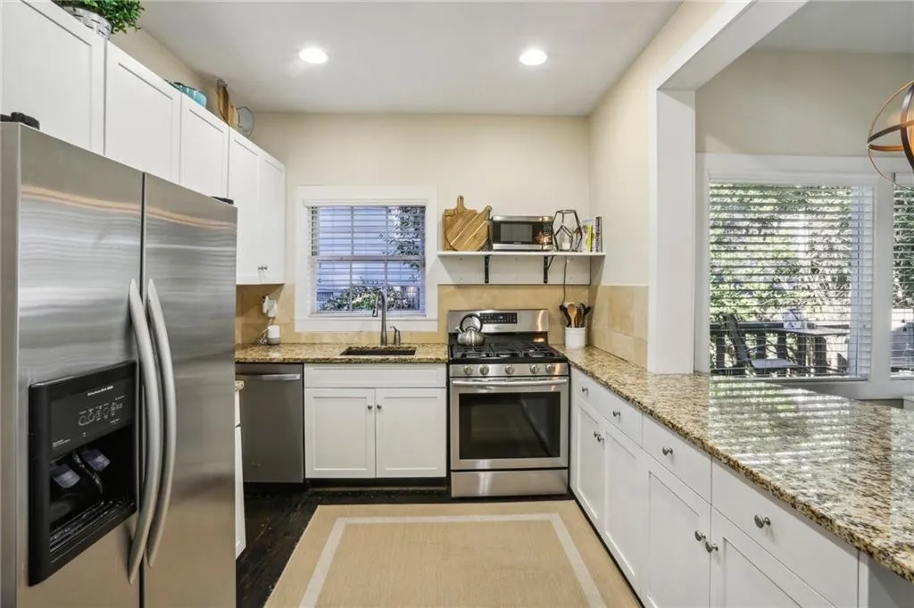 1111 Seaboard Avenue Nw, Atlanta, Georgia 30318, 2 Bedrooms Bedrooms, 0 ,2 BathroomsBathrooms,Residential,For Sale,1111 Seaboard Avenue Nw,7711360
