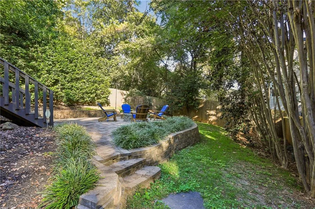 1111 Seaboard Avenue Nw, Atlanta, Georgia 30318, 2 Bedrooms Bedrooms, 0 ,2 BathroomsBathrooms,Residential,For Sale,1111 Seaboard Avenue Nw,7711360