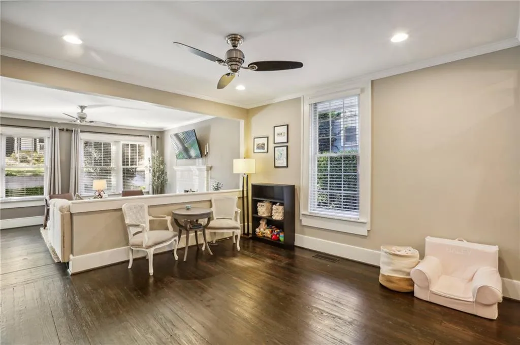1111 Seaboard Avenue Nw, Atlanta, Georgia 30318, 2 Bedrooms Bedrooms, 0 ,2 BathroomsBathrooms,Residential,For Sale,1111 Seaboard Avenue Nw,7711360