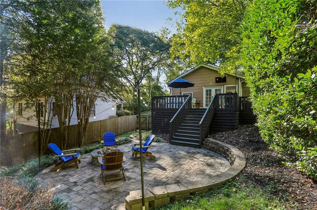 1111 Seaboard Avenue Nw, Atlanta, Georgia 30318, 2 Bedrooms Bedrooms, 0 ,2 BathroomsBathrooms,Residential,For Sale,1111 Seaboard Avenue Nw,7711360