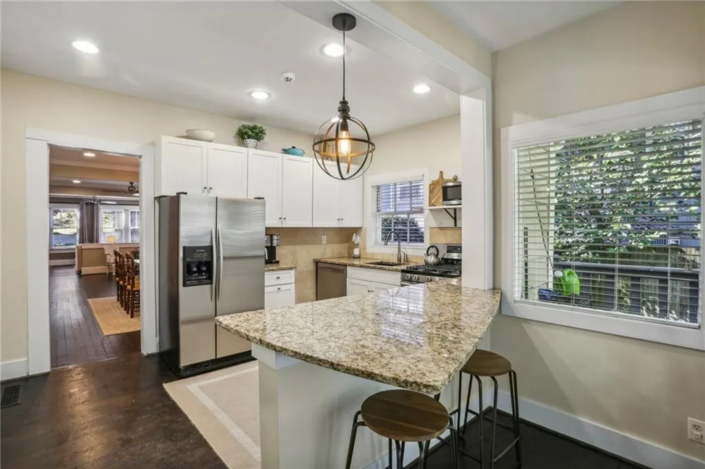 1111 Seaboard Avenue Nw, Atlanta, Georgia 30318, 2 Bedrooms Bedrooms, 0 ,2 BathroomsBathrooms,Residential,For Sale,1111 Seaboard Avenue Nw,7711360