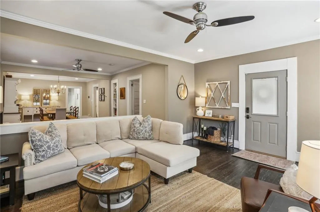 1111 Seaboard Avenue Nw, Atlanta, Georgia 30318, 2 Bedrooms Bedrooms, 0 ,2 BathroomsBathrooms,Residential,For Sale,1111 Seaboard Avenue Nw,7711360