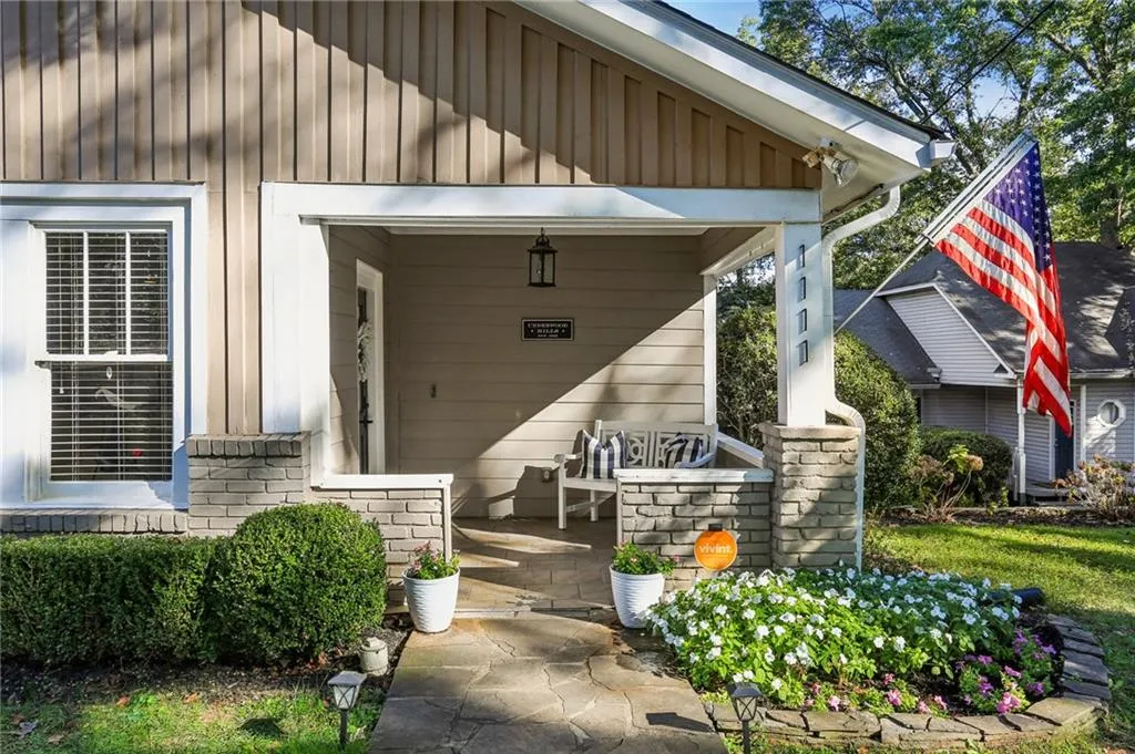 1111 Seaboard Avenue Nw, Atlanta, Georgia 30318, 2 Bedrooms Bedrooms, 0 ,2 BathroomsBathrooms,Residential,For Sale,1111 Seaboard Avenue Nw,7711360