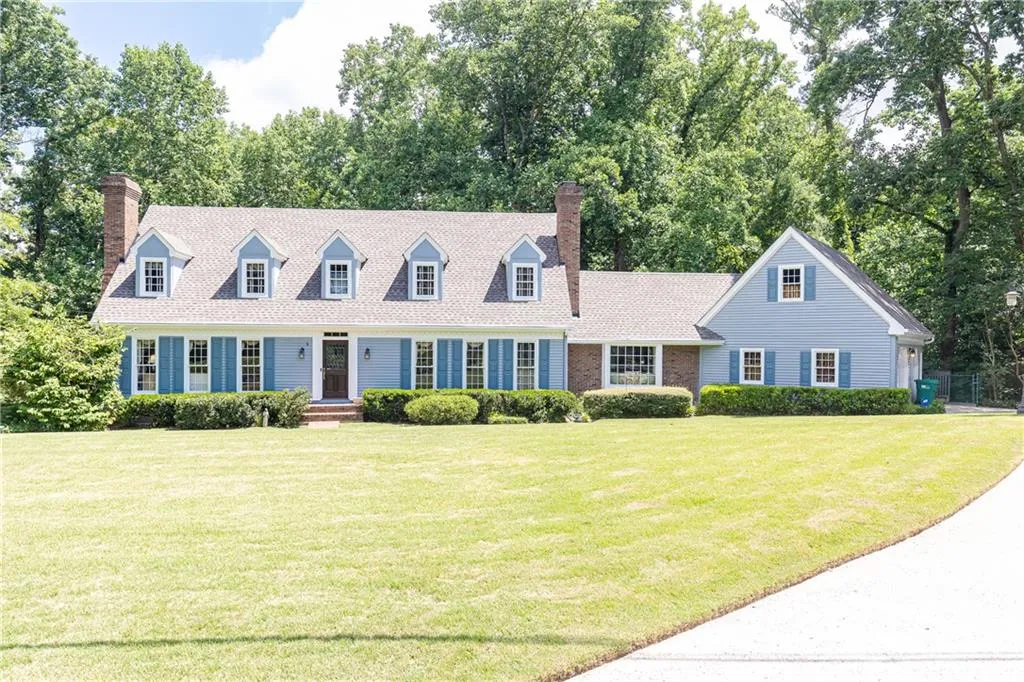 675 Fair Oaks Manor, Sandy Springs, Georgia 30327, 5 Bedrooms Bedrooms, ,3 BathroomsBathrooms,Residential,Sold,675 Fair Oaks Manor,7057749