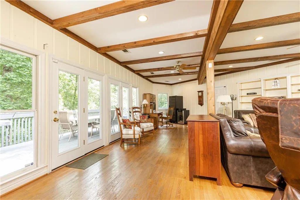 675 Fair Oaks Manor, Sandy Springs, Georgia 30327, 5 Bedrooms Bedrooms, ,3 BathroomsBathrooms,Residential,Sold,675 Fair Oaks Manor,7057749
