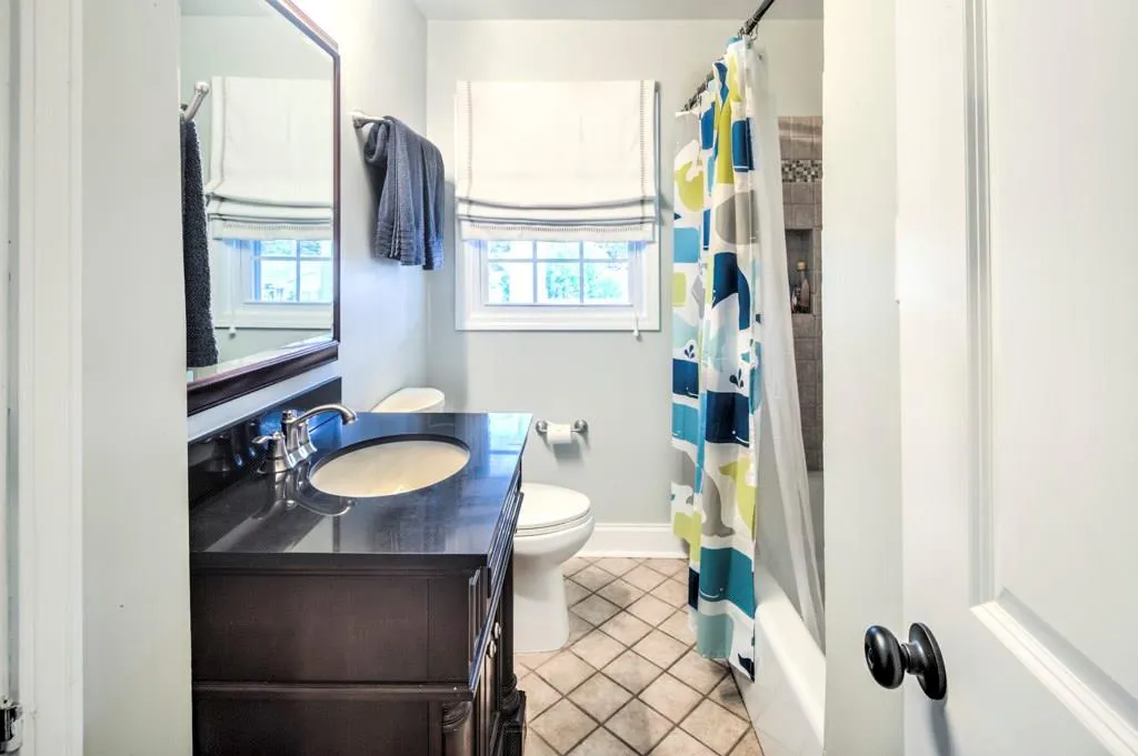 4510 Jolyn Place, Atlanta, Georgia 30342, 3 Bedrooms Bedrooms, ,2 BathroomsBathrooms,Residential,Sold,4510 Jolyn Place,5913612