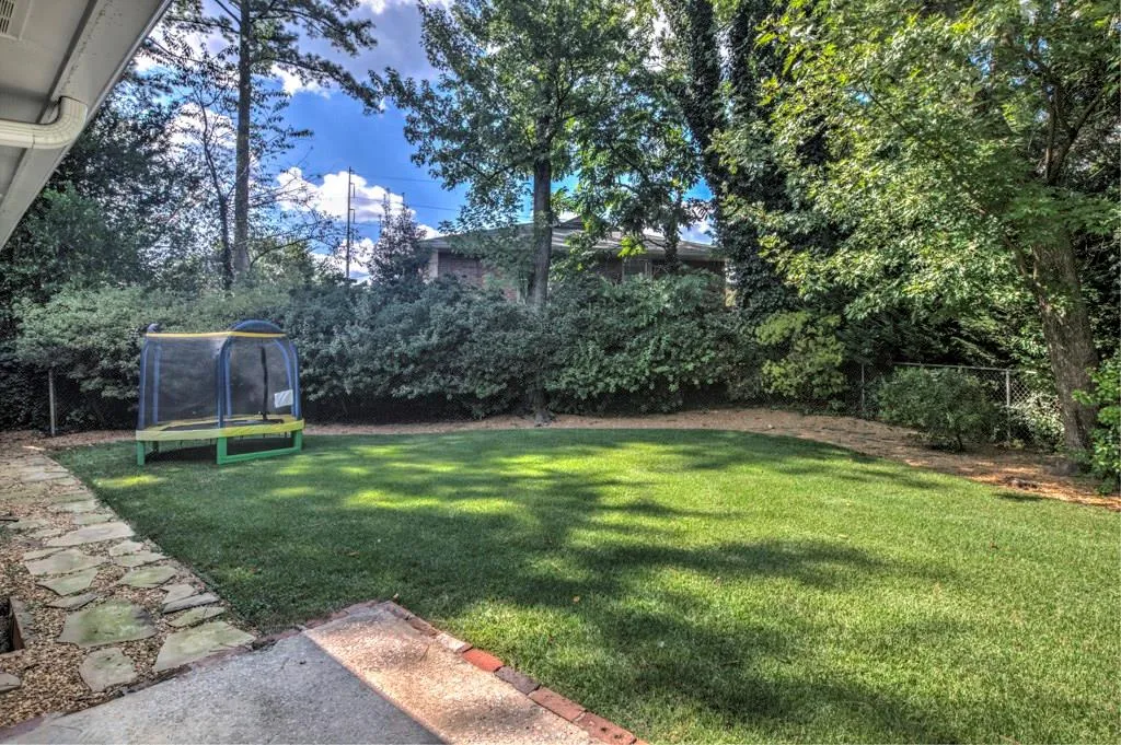 4510 Jolyn Place, Atlanta, Georgia 30342, 3 Bedrooms Bedrooms, ,2 BathroomsBathrooms,Residential,Sold,4510 Jolyn Place,5913612