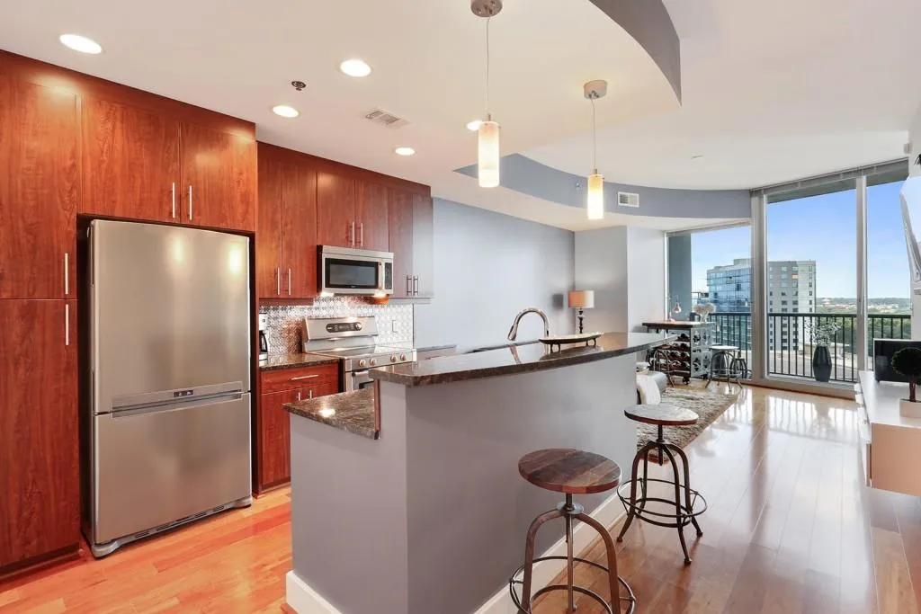 1080 Peachtree Street Ne Unit 1506, Atlanta, Georgia 30309, 1 Bedroom Bedrooms, ,1 BathroomBathrooms,Residential,Sold,1080 Peachtree Street Ne Unit 1506,5723722