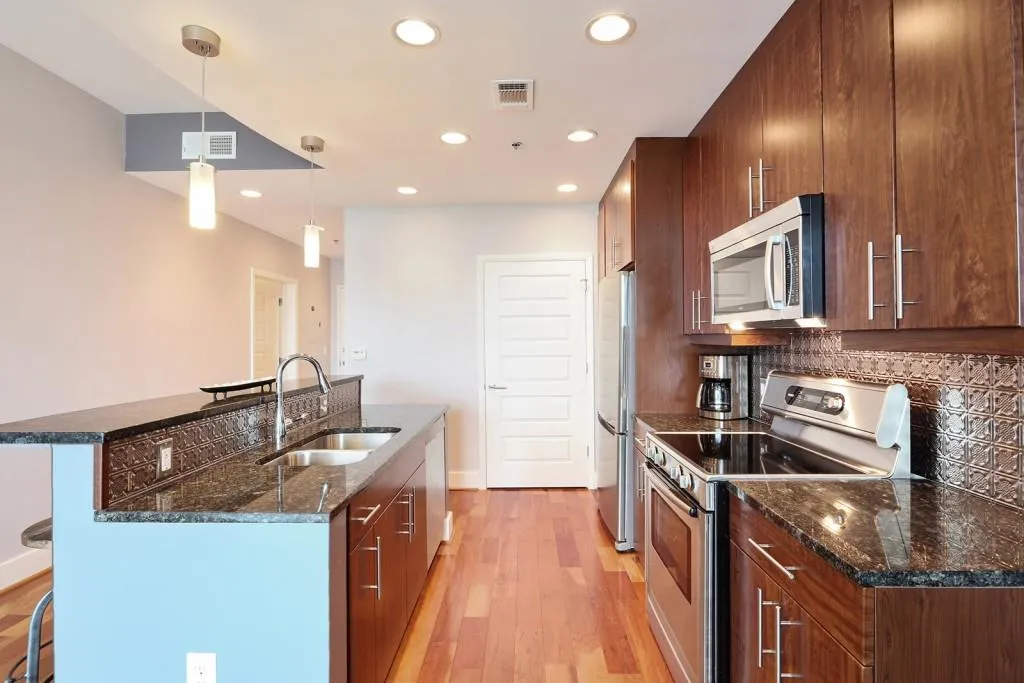 1080 Peachtree Street Ne Unit 1506, Atlanta, Georgia 30309, 1 Bedroom Bedrooms, ,1 BathroomBathrooms,Residential,Sold,1080 Peachtree Street Ne Unit 1506,5723722
