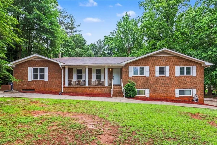 329 Plantation Circle, Fayetteville, Georgia 30214