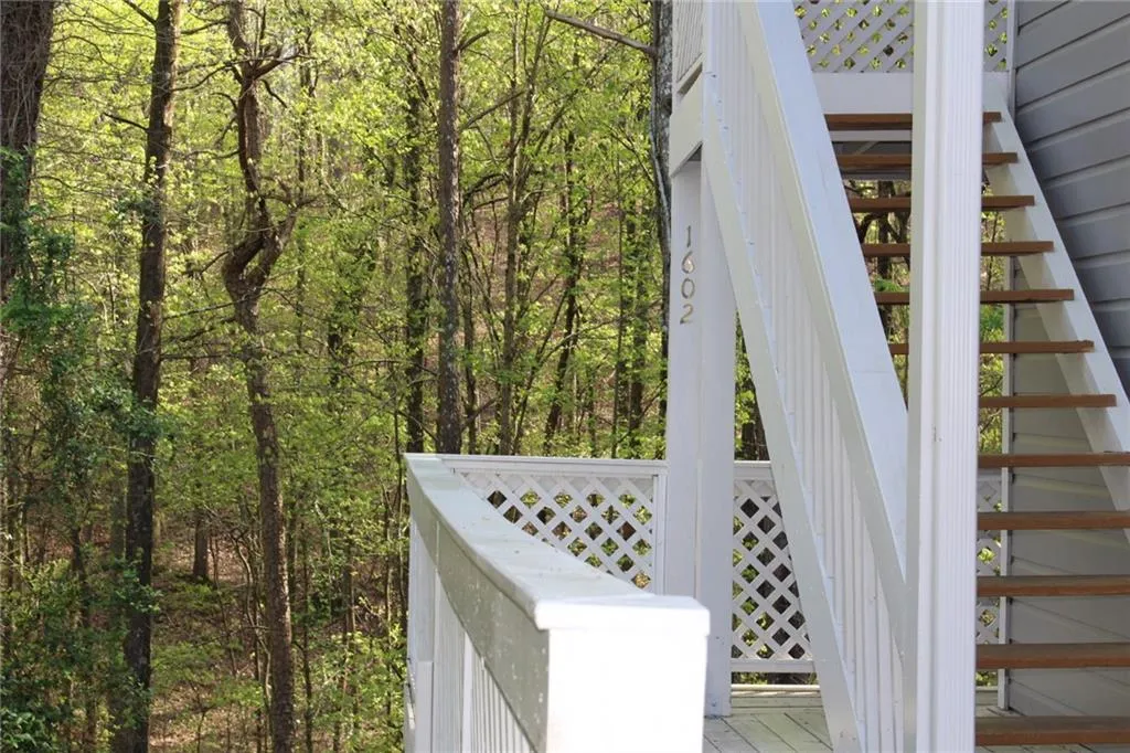 1602 Vicksburg Place, Atlanta, Georgia 30350, 2 Bedrooms Bedrooms, ,2 BathroomsBathrooms,Residential,Sold,1602 Vicksburg Place,6706027