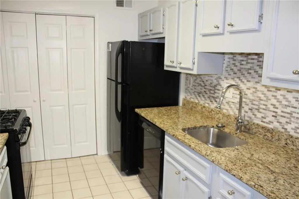 1602 Vicksburg Place, Atlanta, Georgia 30350, 2 Bedrooms Bedrooms, ,2 BathroomsBathrooms,Residential,Sold,1602 Vicksburg Place,6706027