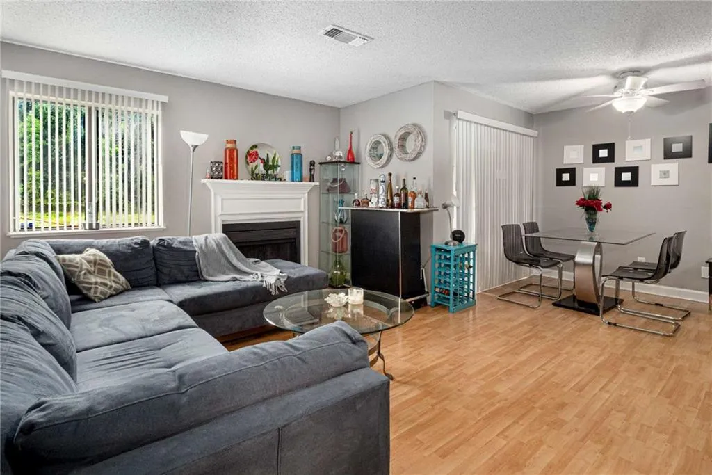 1904 Wingate Way Unit 1904, Sandy Springs, Georgia 30350, 1 Bedroom Bedrooms, ,1 BathroomBathrooms,Residential,Sold,1904 Wingate Way Unit 1904,7105269