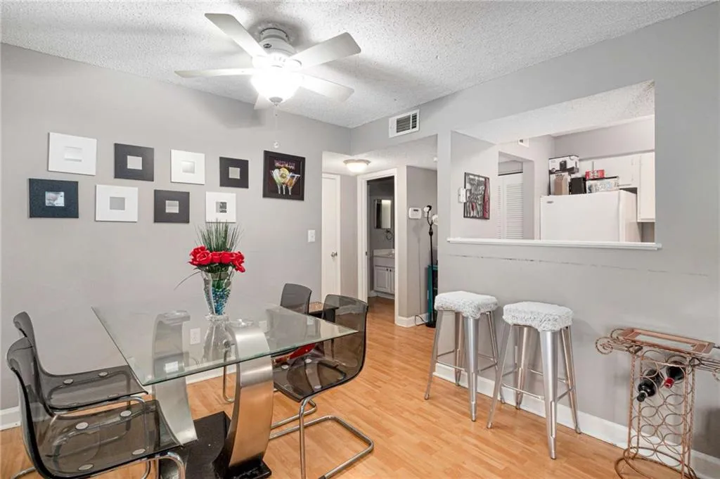 1904 Wingate Way Unit 1904, Sandy Springs, Georgia 30350, 1 Bedroom Bedrooms, ,1 BathroomBathrooms,Residential,Sold,1904 Wingate Way Unit 1904,7105269