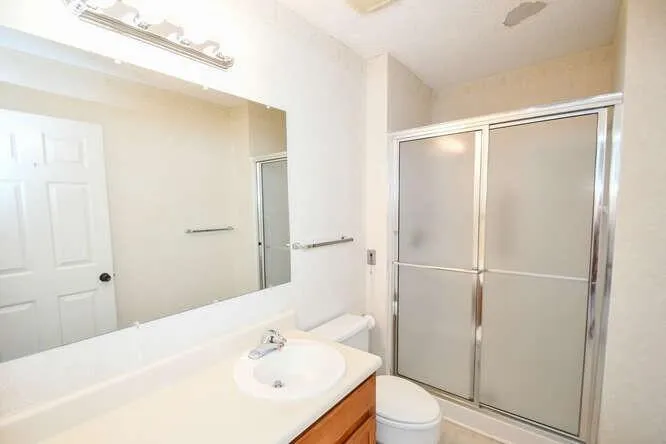 300 Johnson Ferry Road Ne Unit A303, Sandy Springs, Georgia 30328, 2 Bedrooms Bedrooms, ,2 BathroomsBathrooms,Residential,Sold,300 Johnson Ferry Road Ne Unit A303,7139984