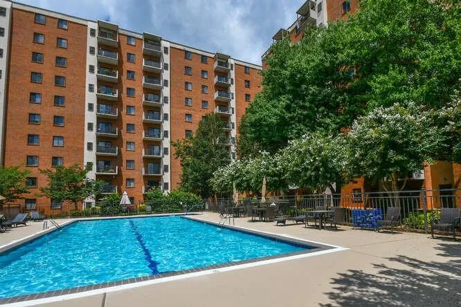 300 Johnson Ferry Road Ne Unit A303, Sandy Springs, Georgia 30328, 2 Bedrooms Bedrooms, ,2 BathroomsBathrooms,Residential,Sold,300 Johnson Ferry Road Ne Unit A303,7139984