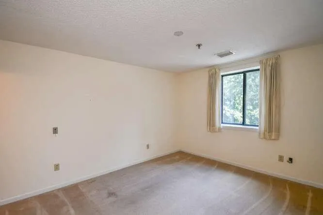 300 Johnson Ferry Road Ne Unit A303, Sandy Springs, Georgia 30328, 2 Bedrooms Bedrooms, ,2 BathroomsBathrooms,Residential,Sold,300 Johnson Ferry Road Ne Unit A303,7139984