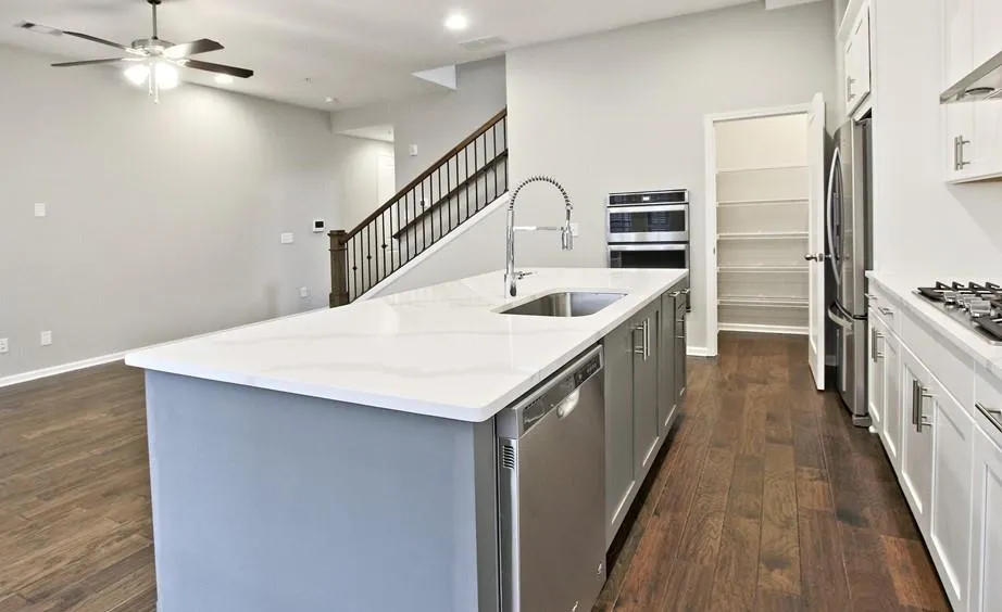 6605 Sterling Drive Unit 646, Sandy Springs, Georgia 30328, 1 Bedroom Bedrooms, ,1 BathroomBathrooms,Residential,Sold,6605 Sterling Drive Unit 646,6759929