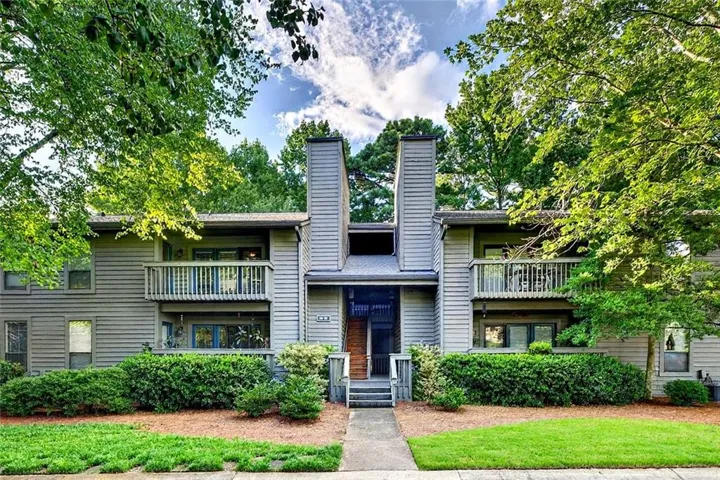 810 Tuxworth Circle, Decatur, Georgia 30033
