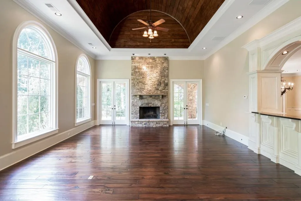 960 W Kingston Drive, Atlanta, Georgia 30342, 5 Bedrooms Bedrooms, ,5 BathroomsBathrooms,Residential,Sold,960 W Kingston Drive,6560526