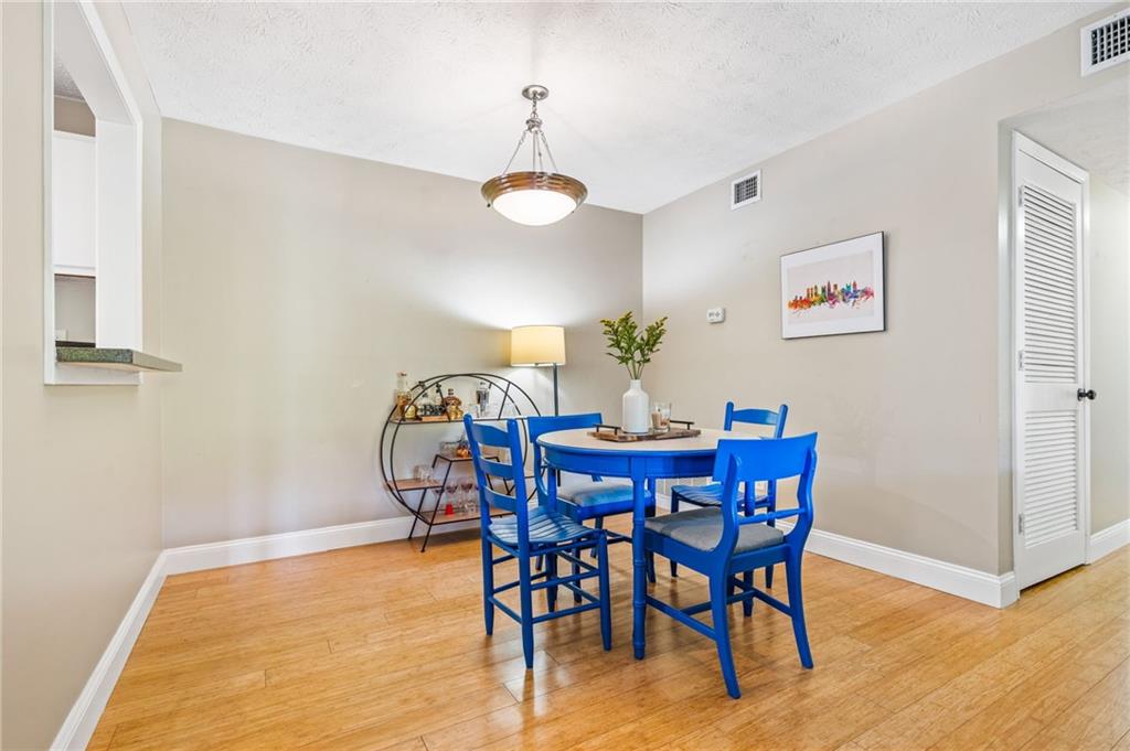 1509 Woodcliff Drive, Atlanta, Georgia 30350, 2 Bedrooms Bedrooms, ,1 BathroomBathrooms,Residential,Sold,1509 Woodcliff Drive,7300144