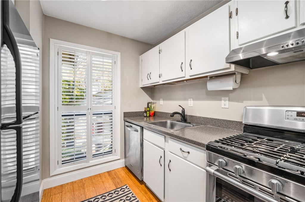 1509 Woodcliff Drive, Atlanta, Georgia 30350, 2 Bedrooms Bedrooms, ,1 BathroomBathrooms,Residential,Sold,1509 Woodcliff Drive,7300144