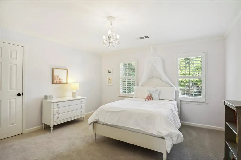 2365 Kimbrough Court, Sandy Springs, Georgia 30350, 5 Bedrooms Bedrooms, ,3 BathroomsBathrooms,Residential,Sold,2365 Kimbrough Court,7117723