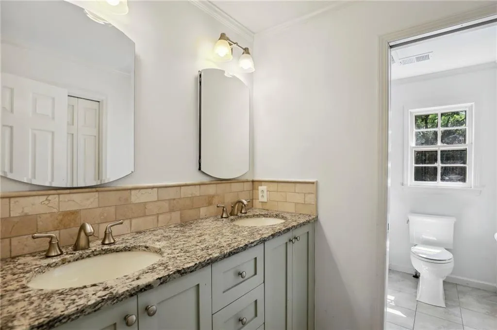 2365 Kimbrough Court, Sandy Springs, Georgia 30350, 5 Bedrooms Bedrooms, ,3 BathroomsBathrooms,Residential,Sold,2365 Kimbrough Court,7117723