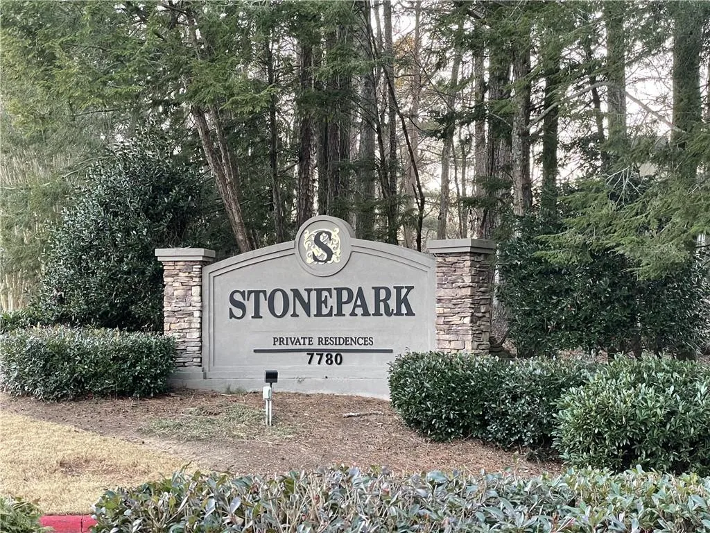 1108 Wingate Way, Sandy Springs, Georgia 30350, 2 Bedrooms Bedrooms, ,2 BathroomsBathrooms,Residential,Sold,1108 Wingate Way,7001637