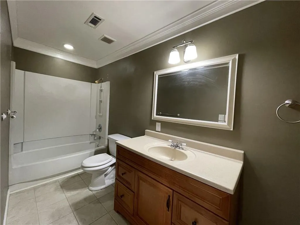 1108 Wingate Way, Sandy Springs, Georgia 30350, 2 Bedrooms Bedrooms, ,2 BathroomsBathrooms,Residential,Sold,1108 Wingate Way,7001637