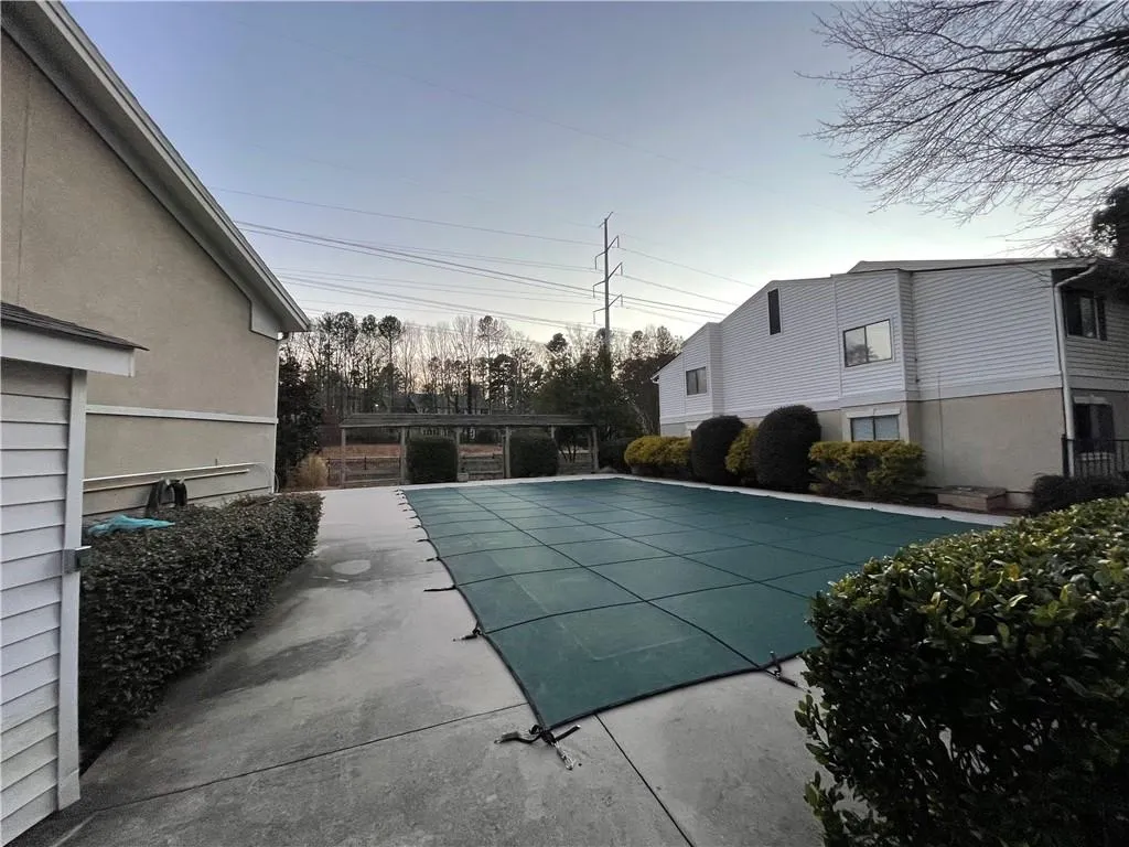 1108 Wingate Way, Sandy Springs, Georgia 30350, 2 Bedrooms Bedrooms, ,2 BathroomsBathrooms,Residential,Sold,1108 Wingate Way,7001637