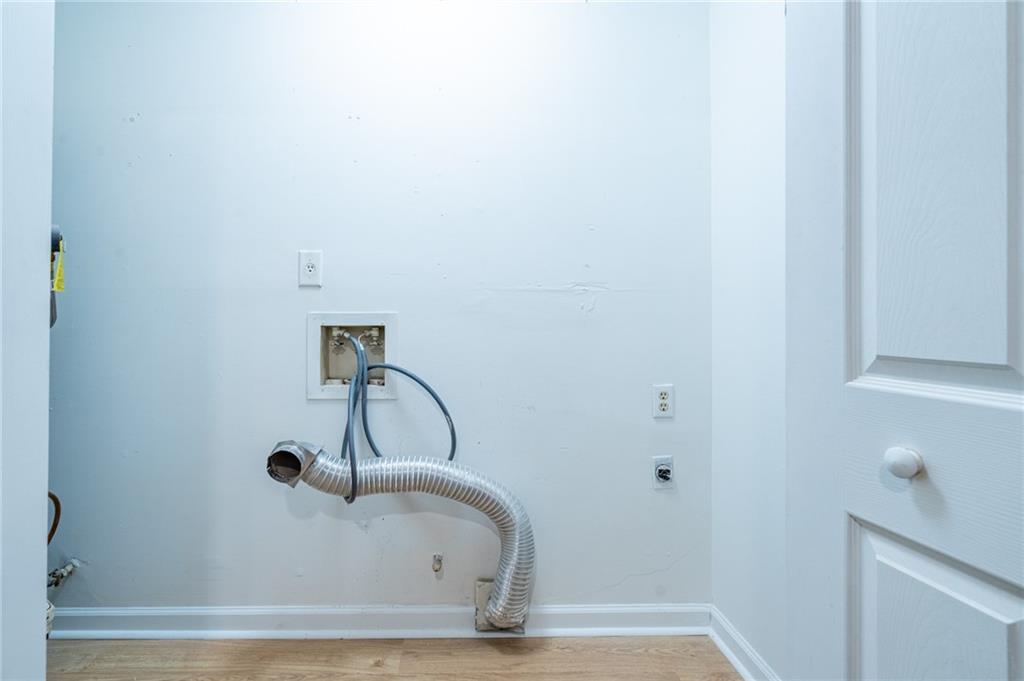 1009 Vicksburg Place Unit 1009, Sandy Springs, Georgia 30350, 2 Bedrooms Bedrooms, ,2 BathroomsBathrooms,Residential,Sold,1009 Vicksburg Place Unit 1009,7322167
