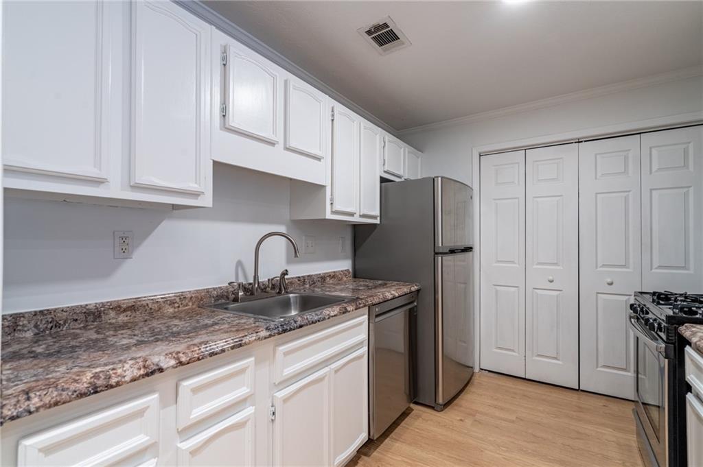 1009 Vicksburg Place Unit 1009, Sandy Springs, Georgia 30350, 2 Bedrooms Bedrooms, ,2 BathroomsBathrooms,Residential,Sold,1009 Vicksburg Place Unit 1009,7322167