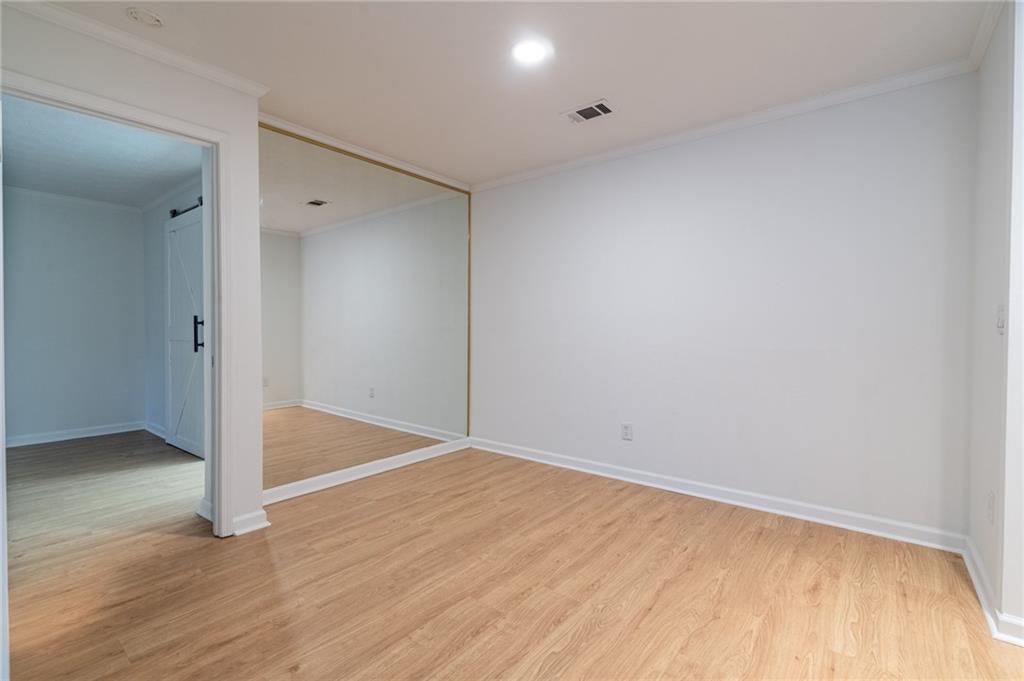 1009 Vicksburg Place Unit 1009, Sandy Springs, Georgia 30350, 2 Bedrooms Bedrooms, ,2 BathroomsBathrooms,Residential,Sold,1009 Vicksburg Place Unit 1009,7322167