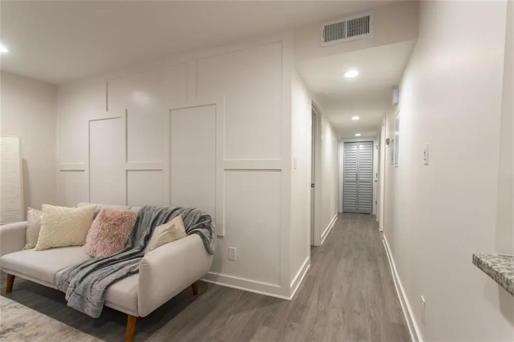 345 Winding River Drive Unit E, Sandy Springs, Georgia 30350, 3 Bedrooms Bedrooms, ,2 BathroomsBathrooms,Residential,Sold,345 Winding River Drive Unit E,6835162