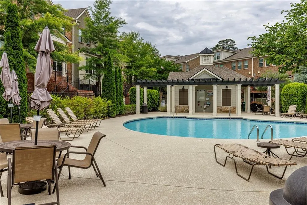 196 Alderwood Point, Atlanta, Georgia 30328, 3 Bedrooms Bedrooms, ,3 BathroomsBathrooms,Residential,Sold,196 Alderwood Point,7401976