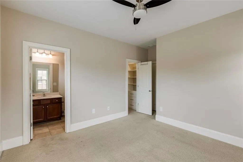 196 Alderwood Point, Atlanta, Georgia 30328, 3 Bedrooms Bedrooms, ,3 BathroomsBathrooms,Residential,Sold,196 Alderwood Point,7401976