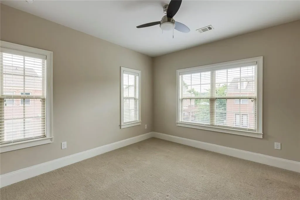 196 Alderwood Point, Atlanta, Georgia 30328, 3 Bedrooms Bedrooms, ,3 BathroomsBathrooms,Residential,Sold,196 Alderwood Point,7401976