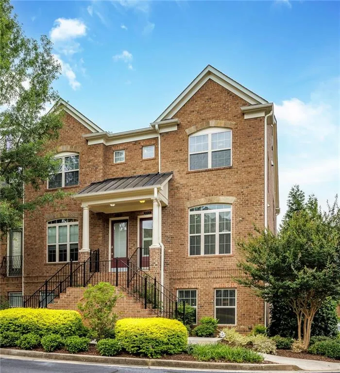 196 Alderwood Point, Atlanta, Georgia 30328, 3 Bedrooms Bedrooms, ,3 BathroomsBathrooms,Residential,Sold,196 Alderwood Point,7401976