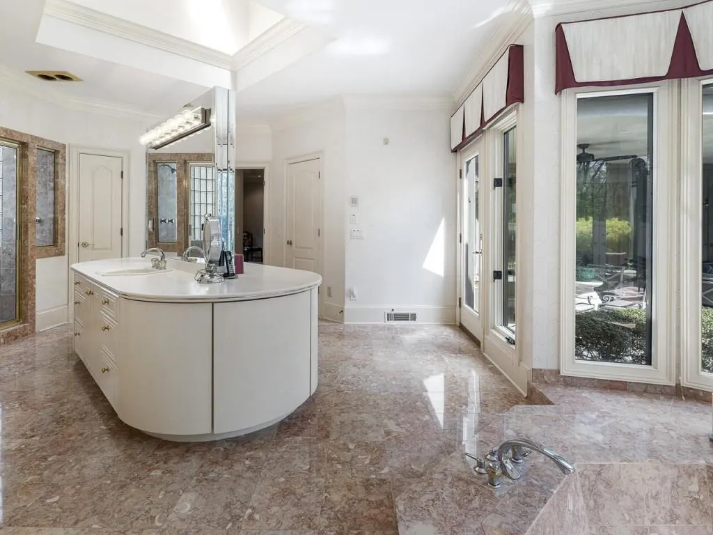 115 Cross Roads Court, Sandy Springs, Georgia 30327, 3 Bedrooms Bedrooms, ,3 BathroomsBathrooms,Residential,Sold,115 Cross Roads Court,7195755 115 Cross Roads Court, Sandy Springs, Georgia 30327, 3 Bedrooms Bedrooms, ,3 BathroomsBathrooms,Residential,Sold,115 Cross Roads Court,7195755