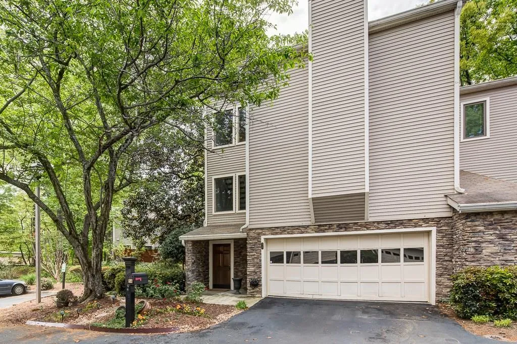 54 Basswood Circle Unit 54, Sandy Springs, Georgia 30328, 4 Bedrooms Bedrooms, ,3 BathroomsBathrooms,Residential,Sold,54 Basswood Circle Unit 54,5840787