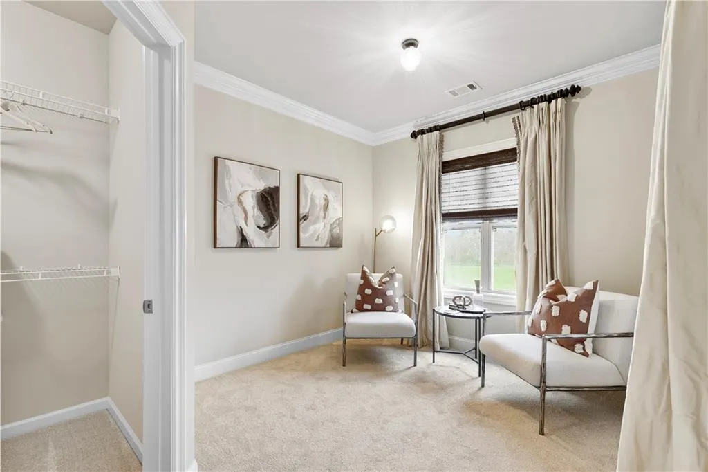 Primary bedroom sitting area