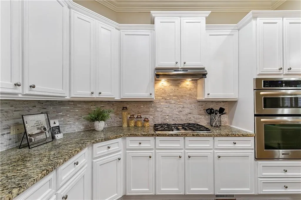 149 Alderwood Hill, Sandy Springs, Georgia 30328, 3 Bedrooms Bedrooms, ,3 BathroomsBathrooms,Residential,Sold,149 Alderwood Hill,7357083