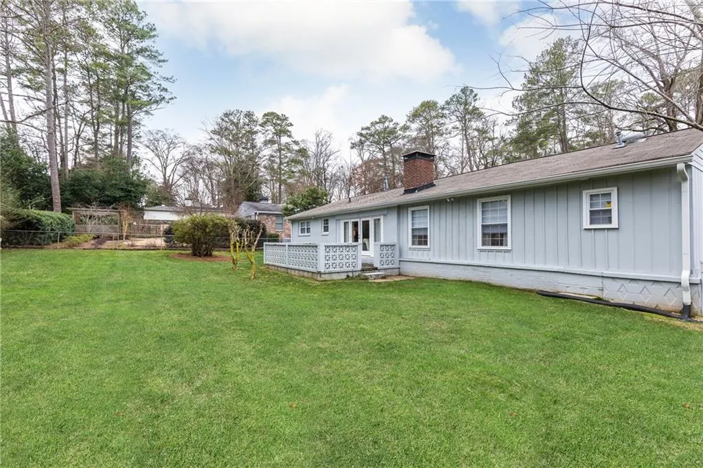 489 Carolwood Lane, Atlanta, Georgia 30342, 4 Bedrooms Bedrooms, ,3 BathroomsBathrooms,Residential,Sold,489 Carolwood Lane,6120747