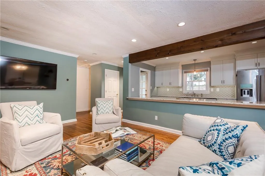 489 Carolwood Lane, Atlanta, Georgia 30342, 4 Bedrooms Bedrooms, ,3 BathroomsBathrooms,Residential,Sold,489 Carolwood Lane,6120747