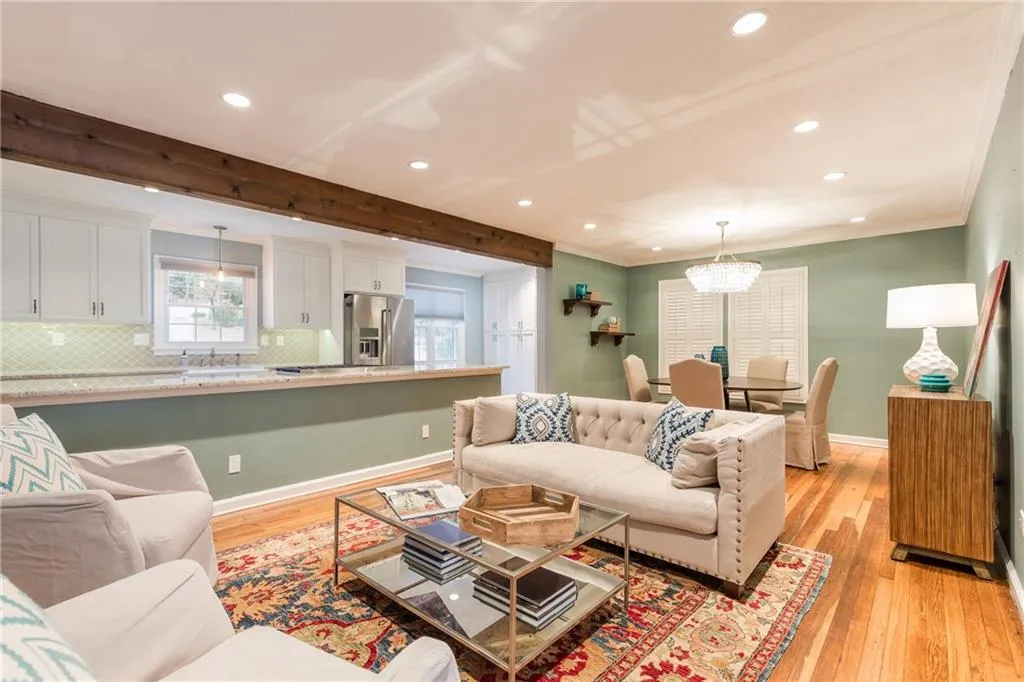 489 Carolwood Lane, Atlanta, Georgia 30342, 4 Bedrooms Bedrooms, ,3 BathroomsBathrooms,Residential,Sold,489 Carolwood Lane,6120747