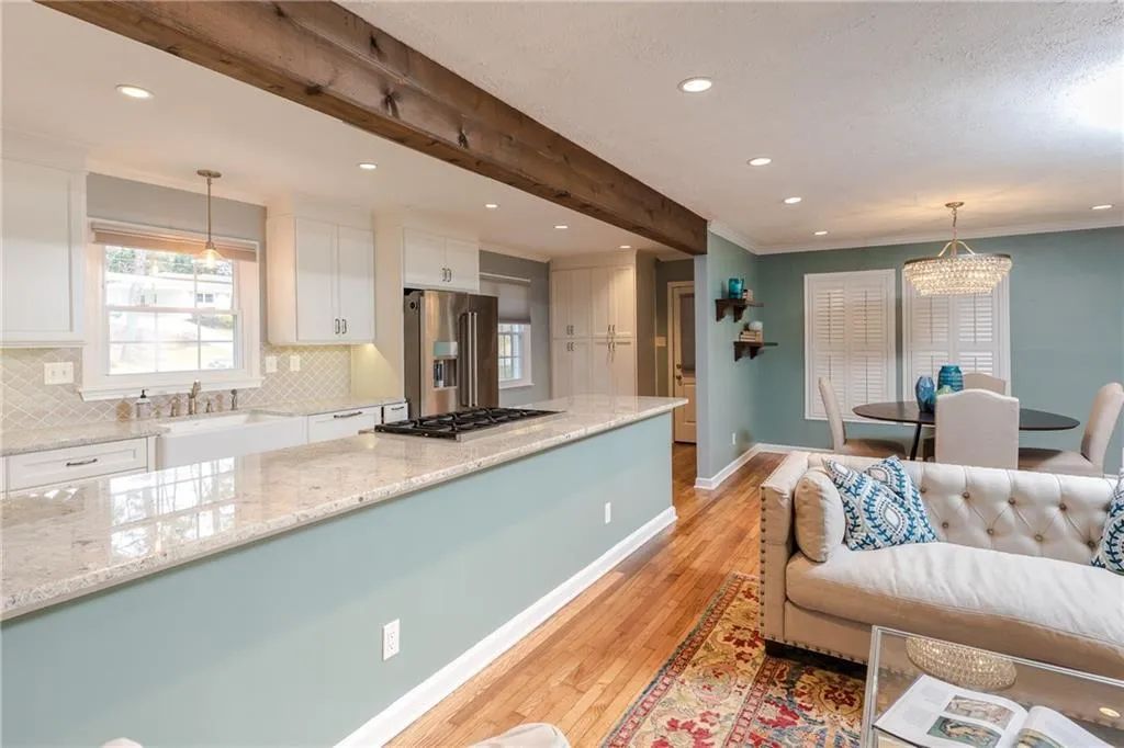 489 Carolwood Lane, Atlanta, Georgia 30342, 4 Bedrooms Bedrooms, ,3 BathroomsBathrooms,Residential,Sold,489 Carolwood Lane,6120747