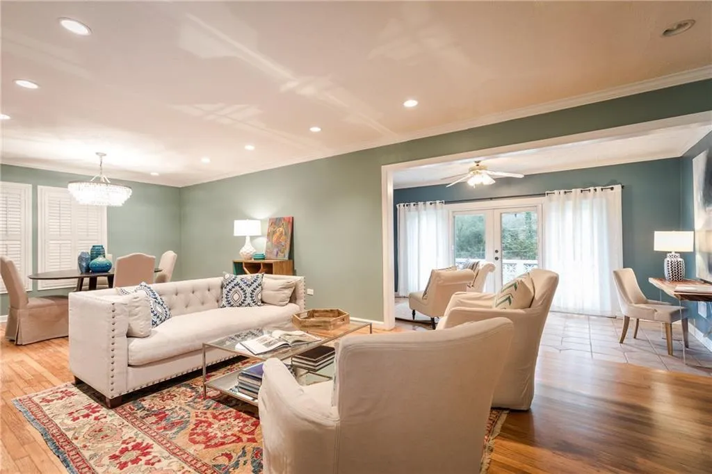 489 Carolwood Lane, Atlanta, Georgia 30342, 4 Bedrooms Bedrooms, ,3 BathroomsBathrooms,Residential,Sold,489 Carolwood Lane,6120747